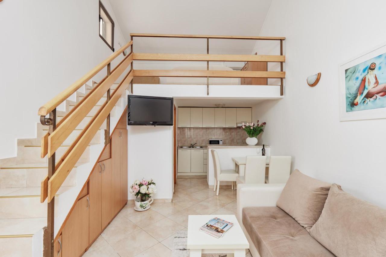 Kotor Sunrise Apartments ภายนอก รูปภาพ