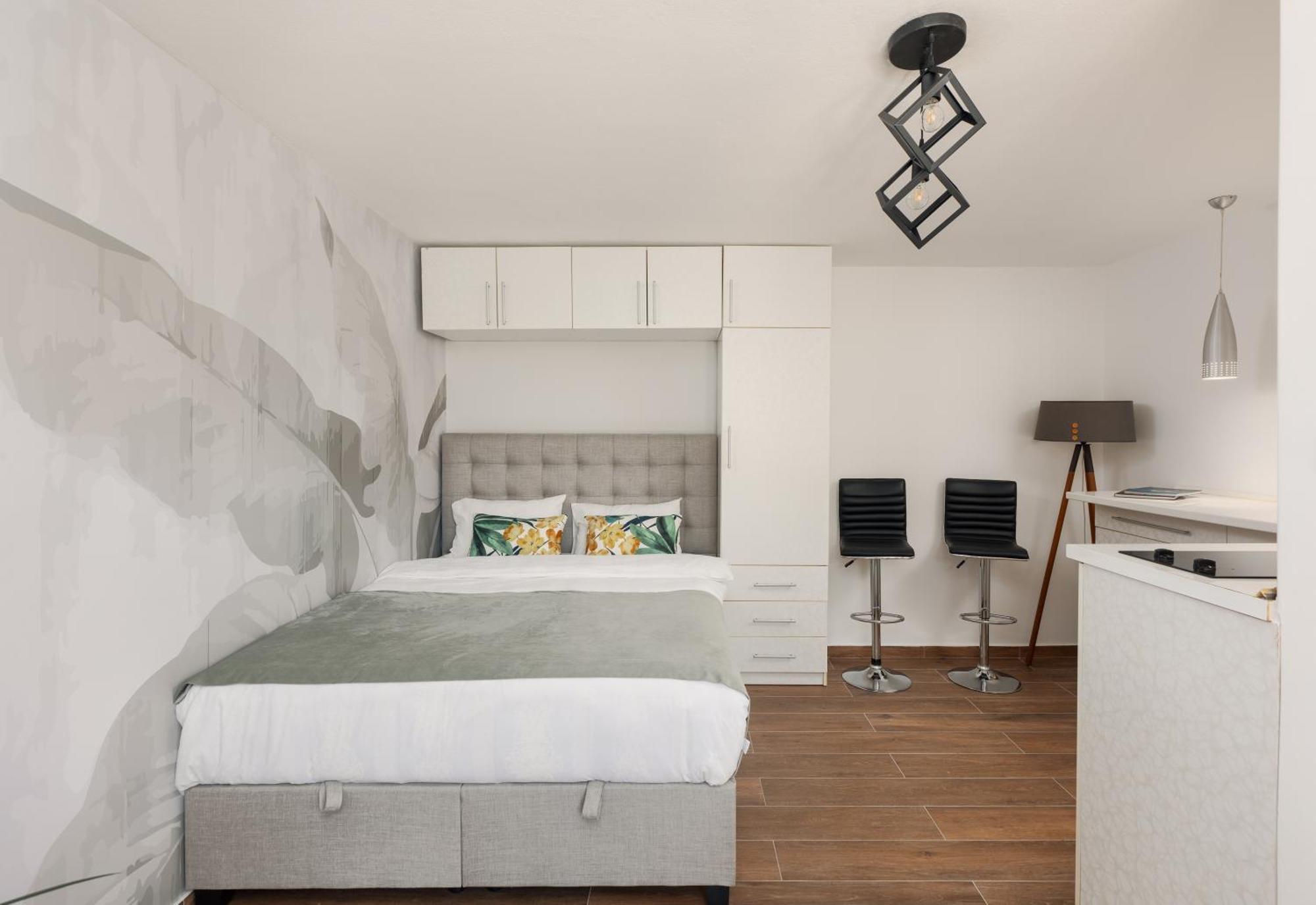 Kotor Sunrise Apartments ภายนอก รูปภาพ