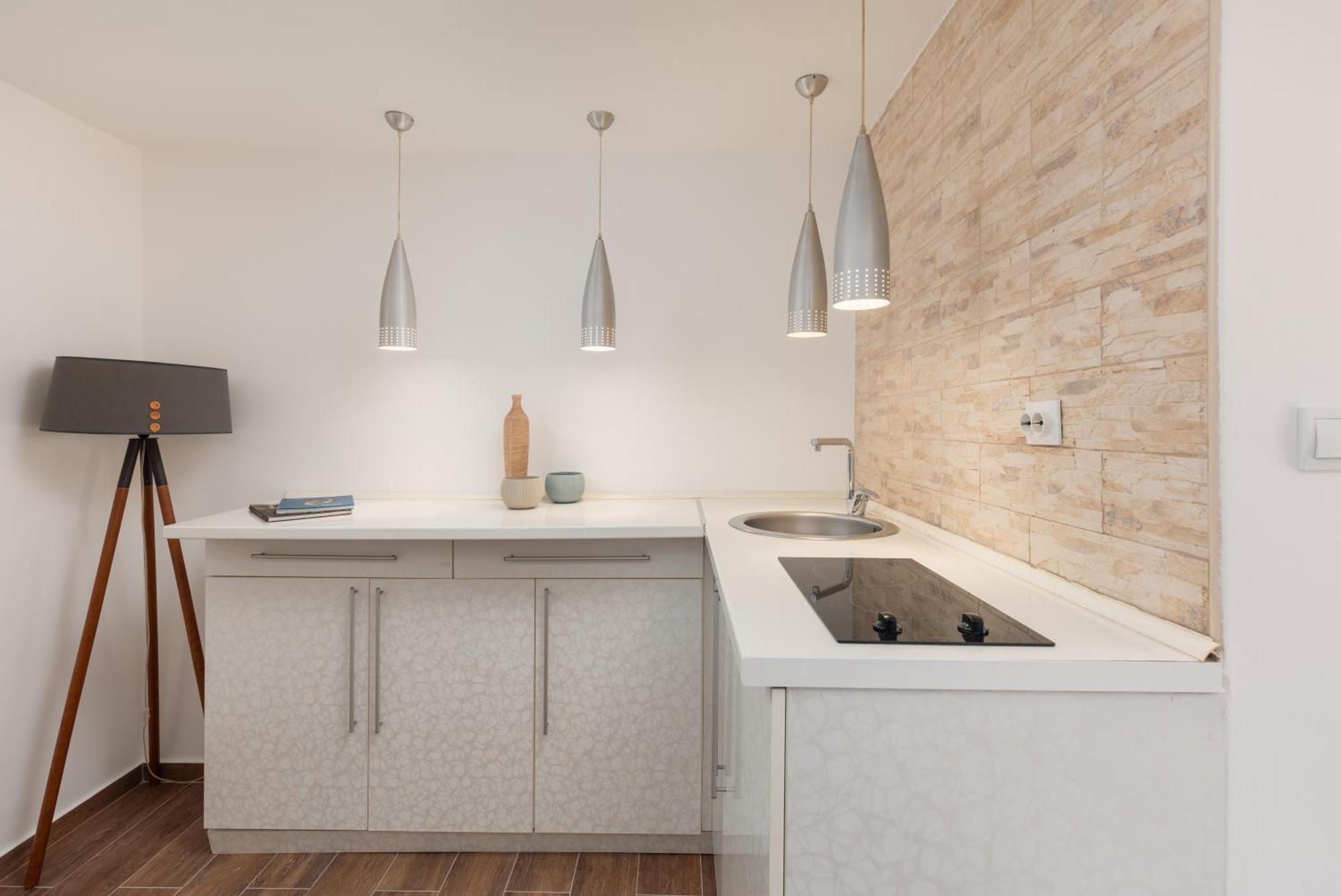 Kotor Sunrise Apartments ภายนอก รูปภาพ